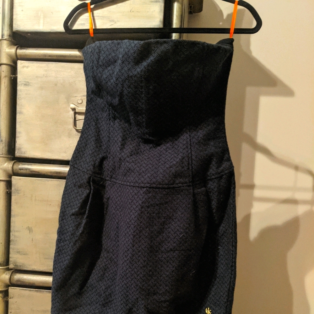 Strapless Short Colcci dress